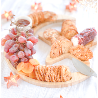 Crescent and star tray - Simple cheeseboard